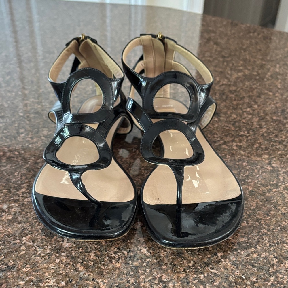 Valentino Garavani Ladies Black Patent Gladiator Sandals-7 - Picture 10 of 10